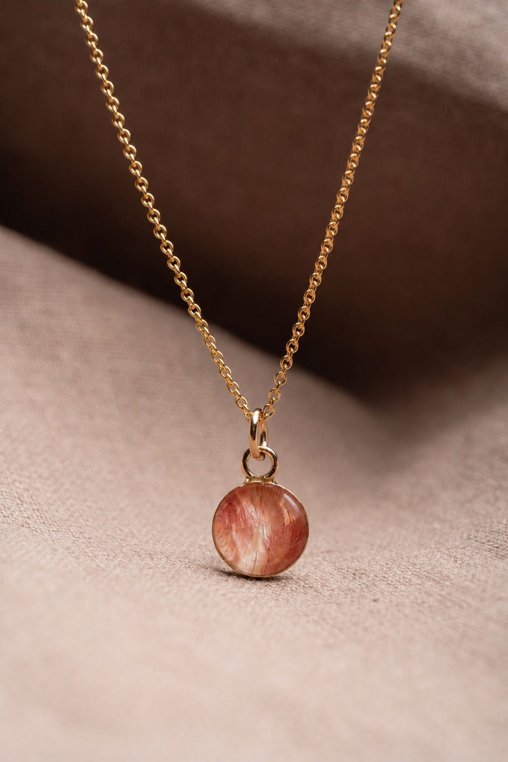 Tulip Round Necklace Gold