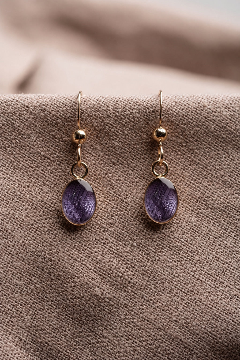 Tulip Oval Earrings Gold