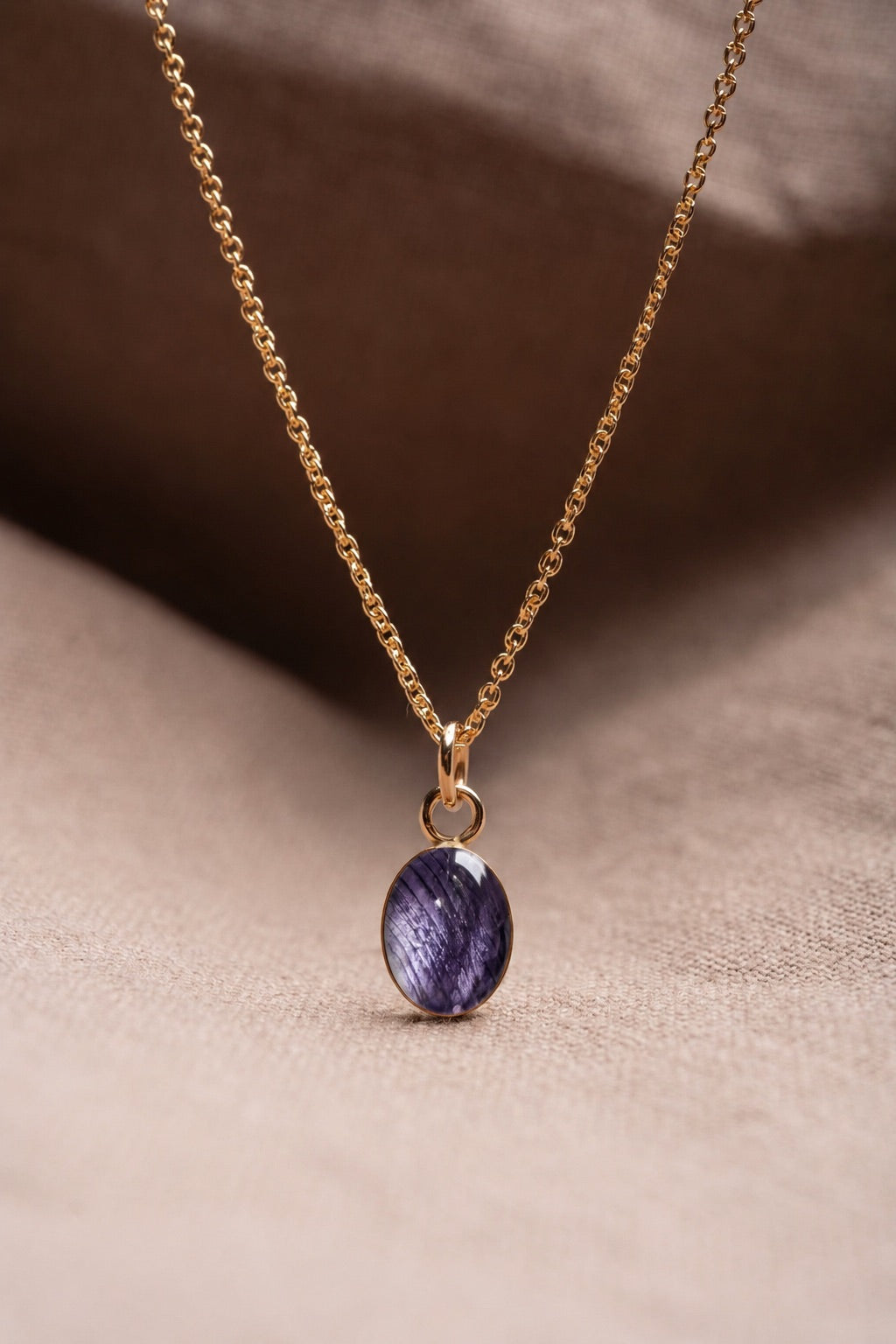 Tulip Oval Necklace Gold