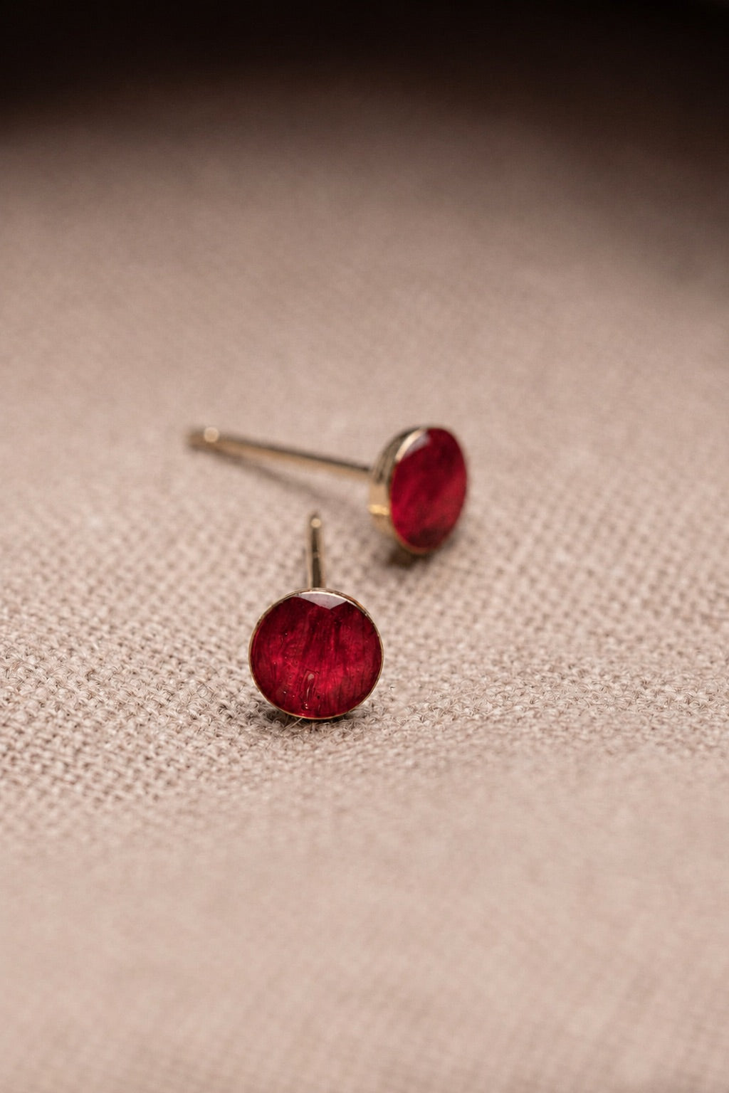 Tulip Stud Earrings Gold
