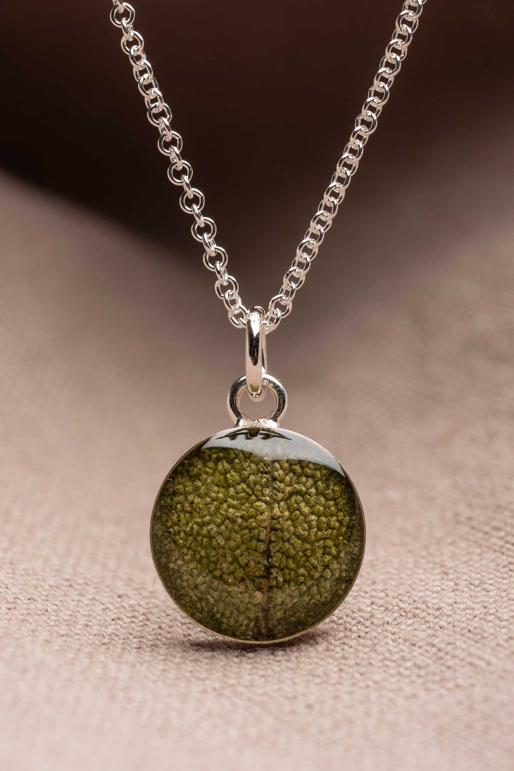 Sage Round Necklace Silver