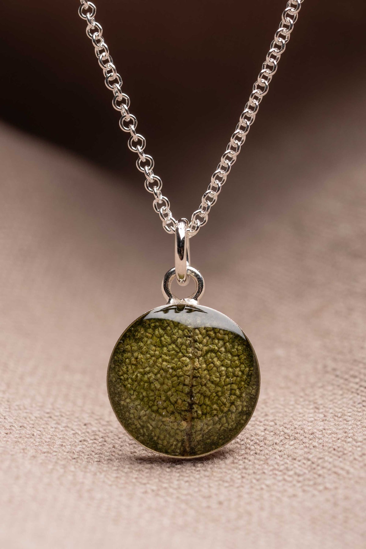 Sage Round Necklace Silver