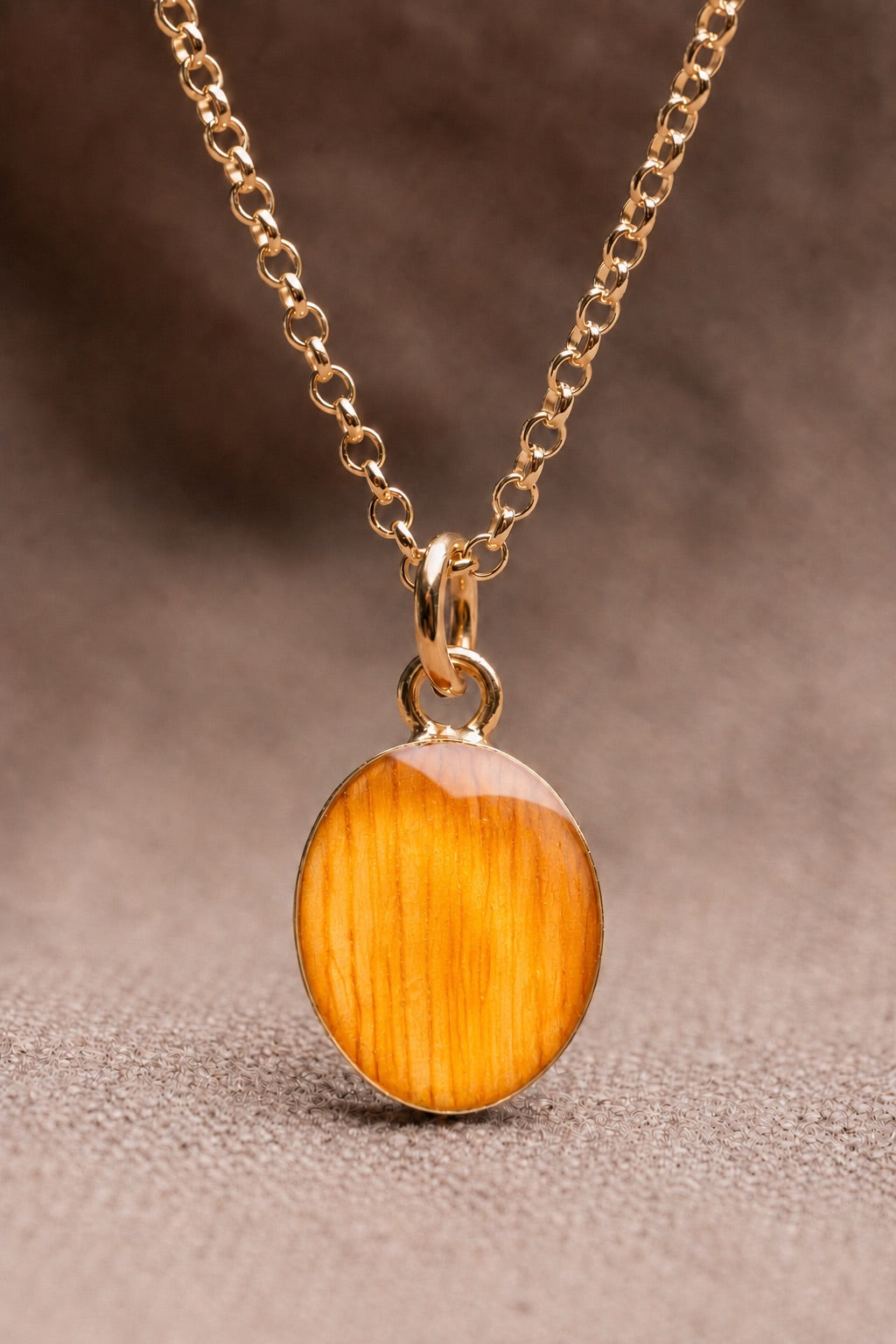 Sunflower Oval Necklace Gold