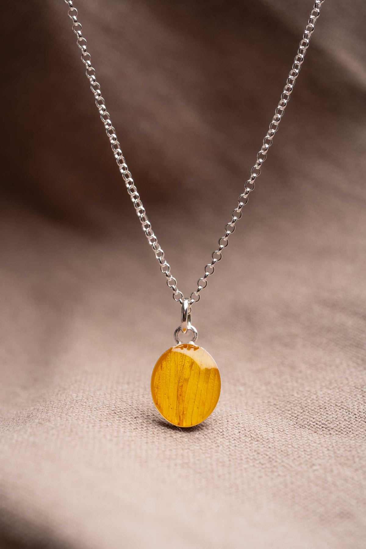 Sunflower Oval Necklace Silver