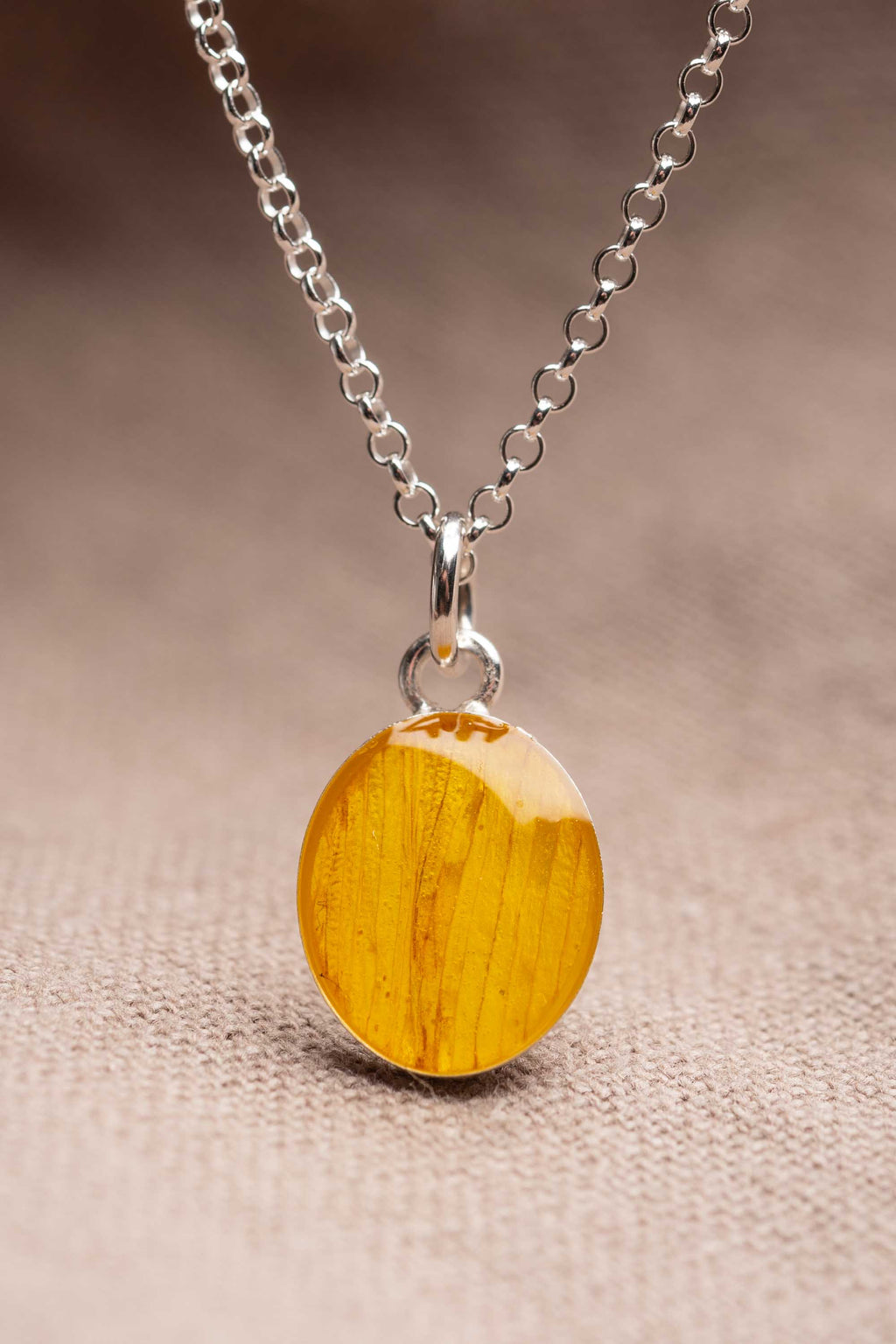 Sunflower Oval Necklace Silver