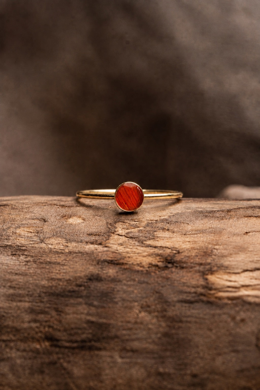 Tiger Lily Round Stacking Ring Gold