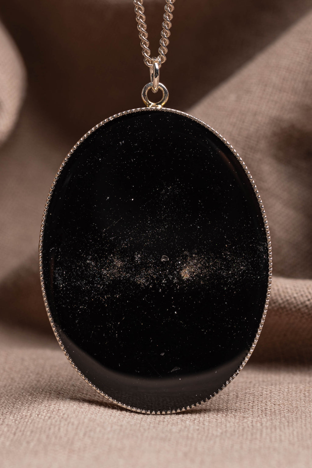 Veil Oval Necklace Silver