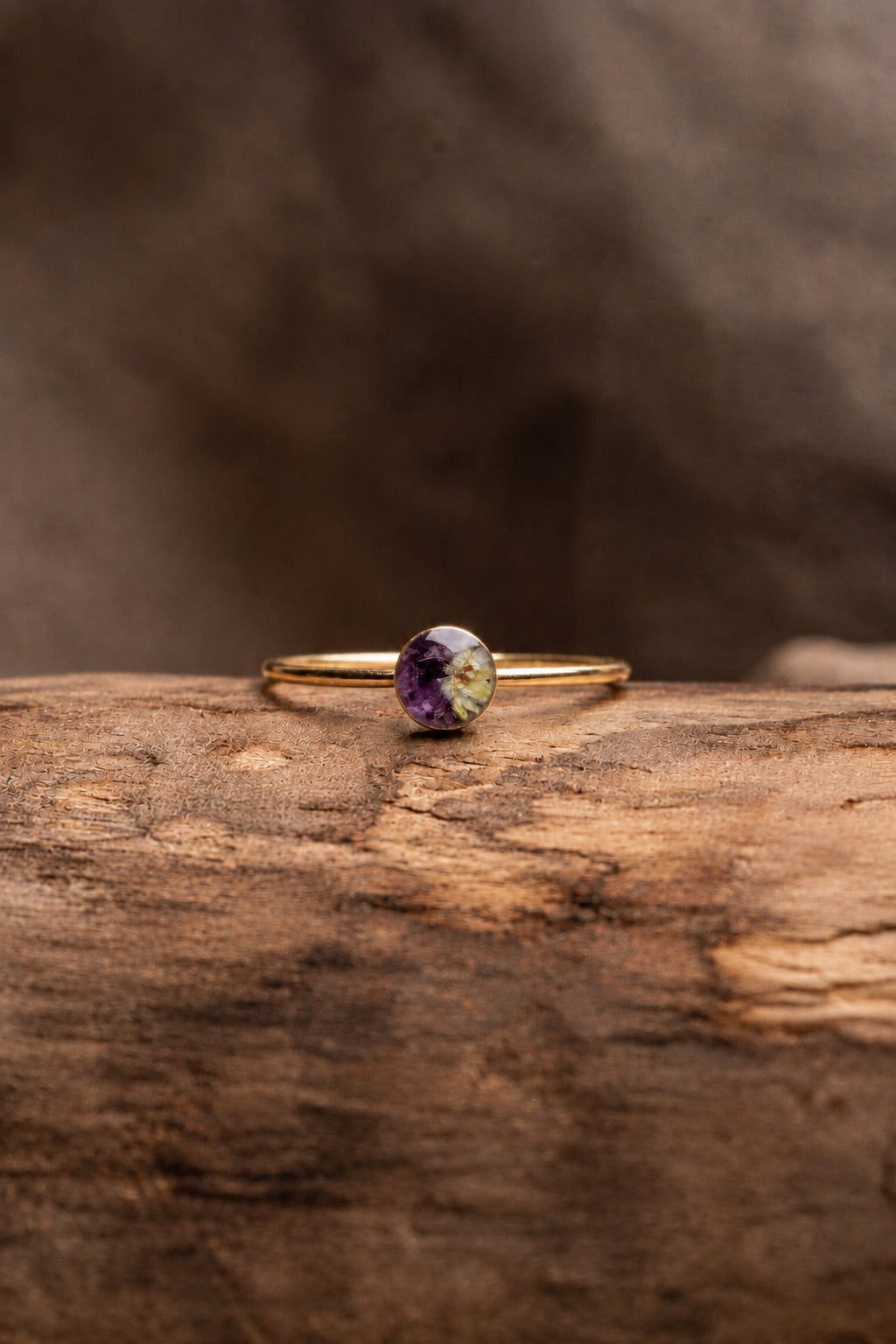 Violet Stacking Ring Gold