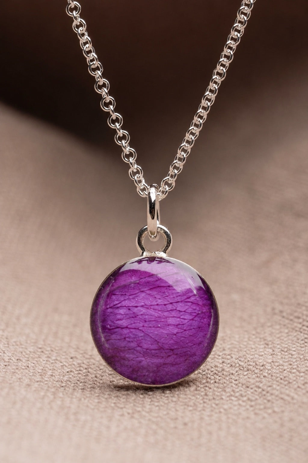 Wild Rose Round Necklace Silver